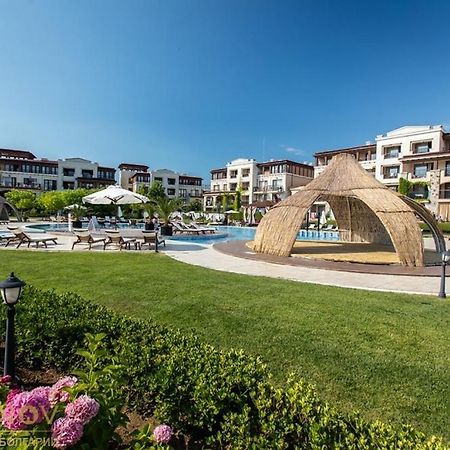 Апартамент Релакс в Грийн Лайф,Созопол Экстерьер фото